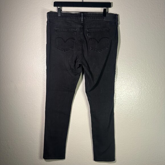 Levi’s 711 Classic Skinny Jeans in Black Wash - Picture 4 of 5